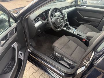 Volkswagen Passat Variant - 7