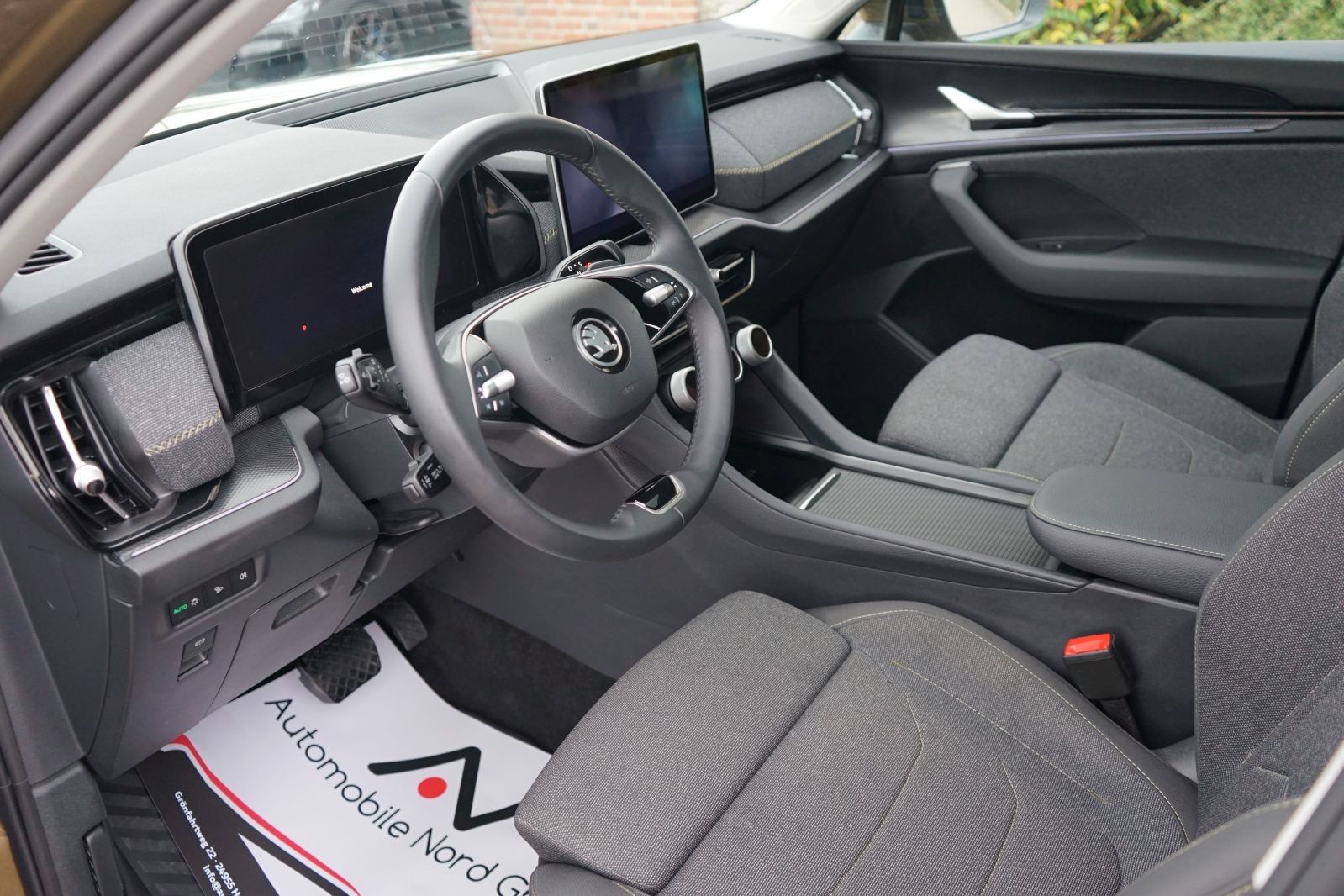 Fahrzeugabbildung SKODA Kodiaq 1.5 TSI Selection 7 Sitzer*Kam*Acc*Pano