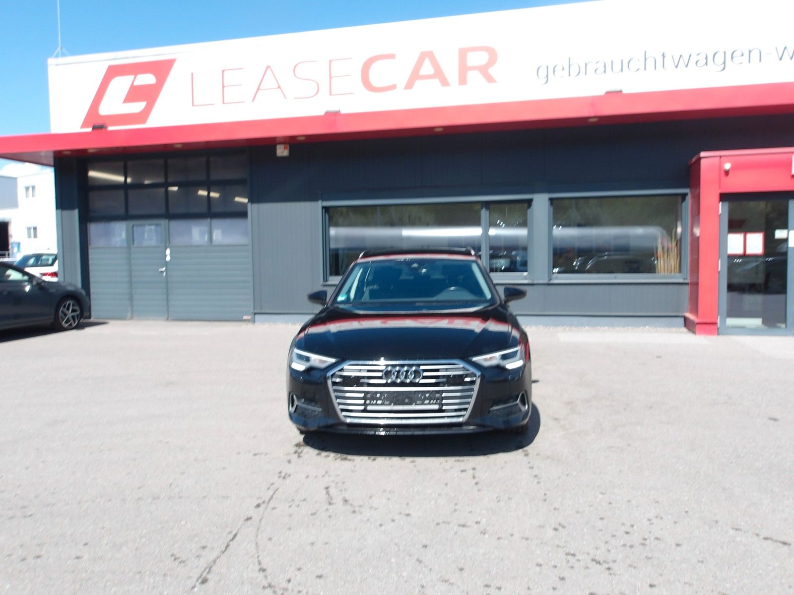 Audi A6 Avant 40 TDI sport EXP € 19990.- imagem 2