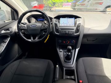 Ford Focus - 12