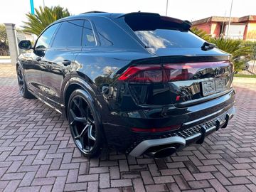 Audi Q8 - 4