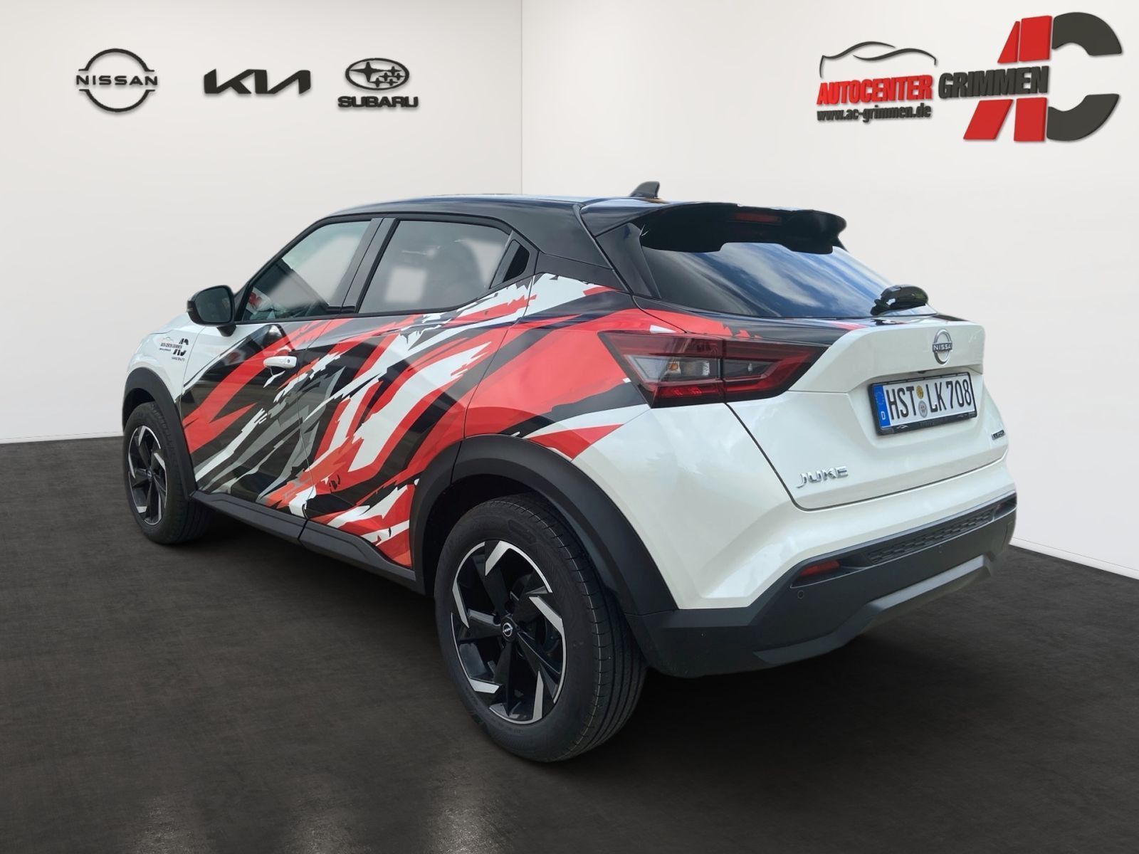 Fahrzeugabbildung Nissan JUKE 1.6 HYBRID 143 PS 4AMT N-CONNECTA Winter