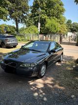 Volvo S60 2.4 Benziner Automatik 2.Hand Sc... - gebrauchte Volvo S60 aus dem Jahr 2001