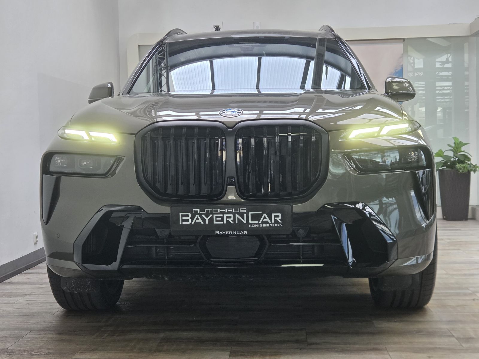 BMW X7 xDr40d M Sport Pro AHK Sitzlüftung ACC 22Zoll imagem 2
