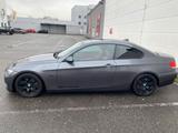 BMW E92 330i BJ 2007 mit 192.000km, Automa... - BMW 330 aus 2007: Coupe
