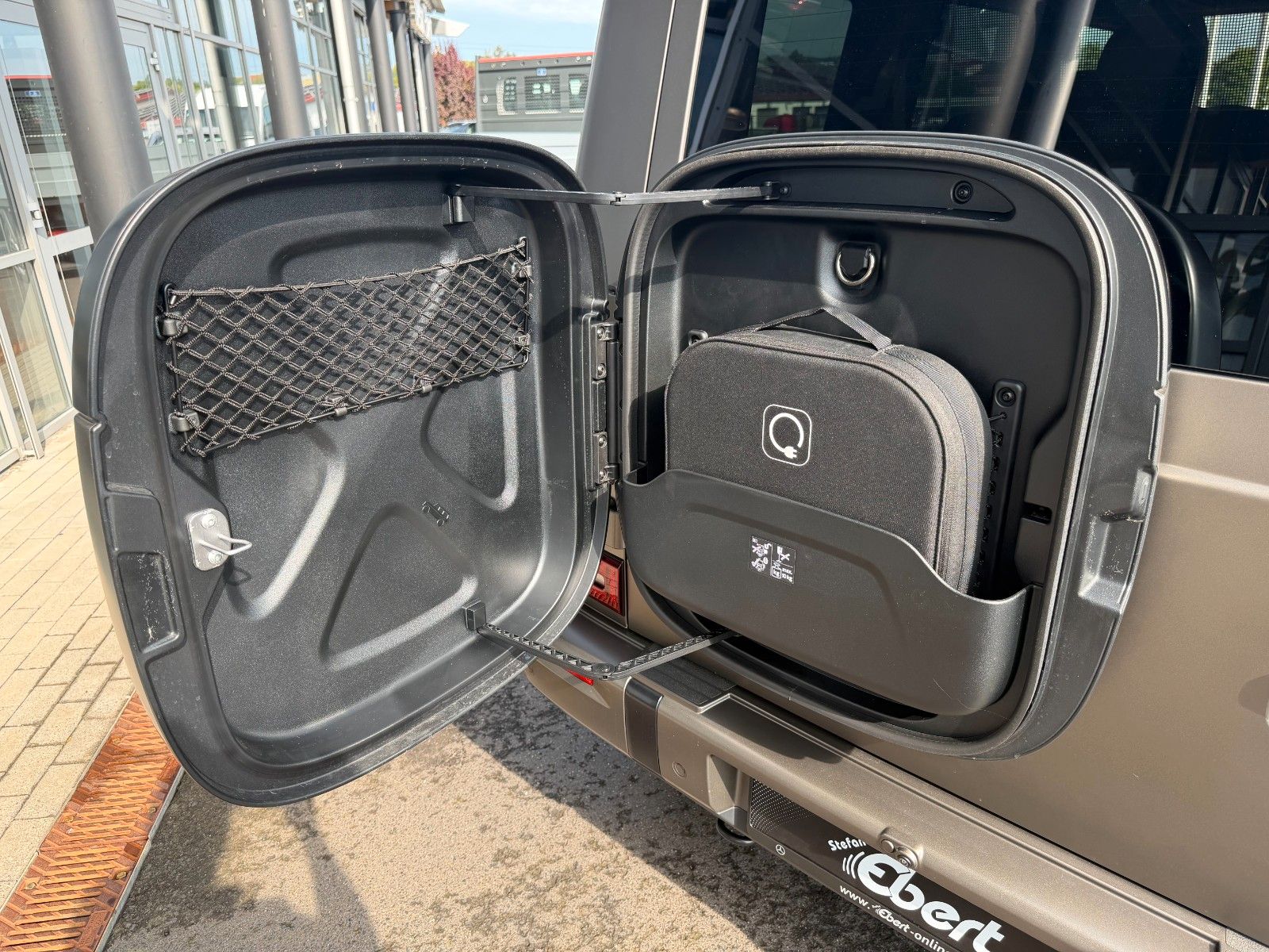Fahrzeugabbildung Mercedes-Benz G 580 AMG+Distr+Burm3D+Massage+ESD+Night+360
