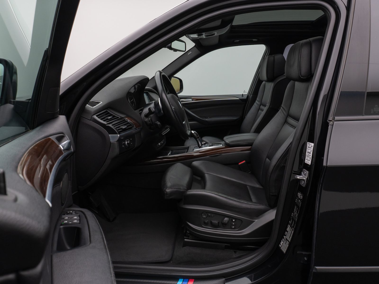Fahrzeugabbildung BMW X5 xD40d Sport Panorama Kamera HUD HiFi SoftCL