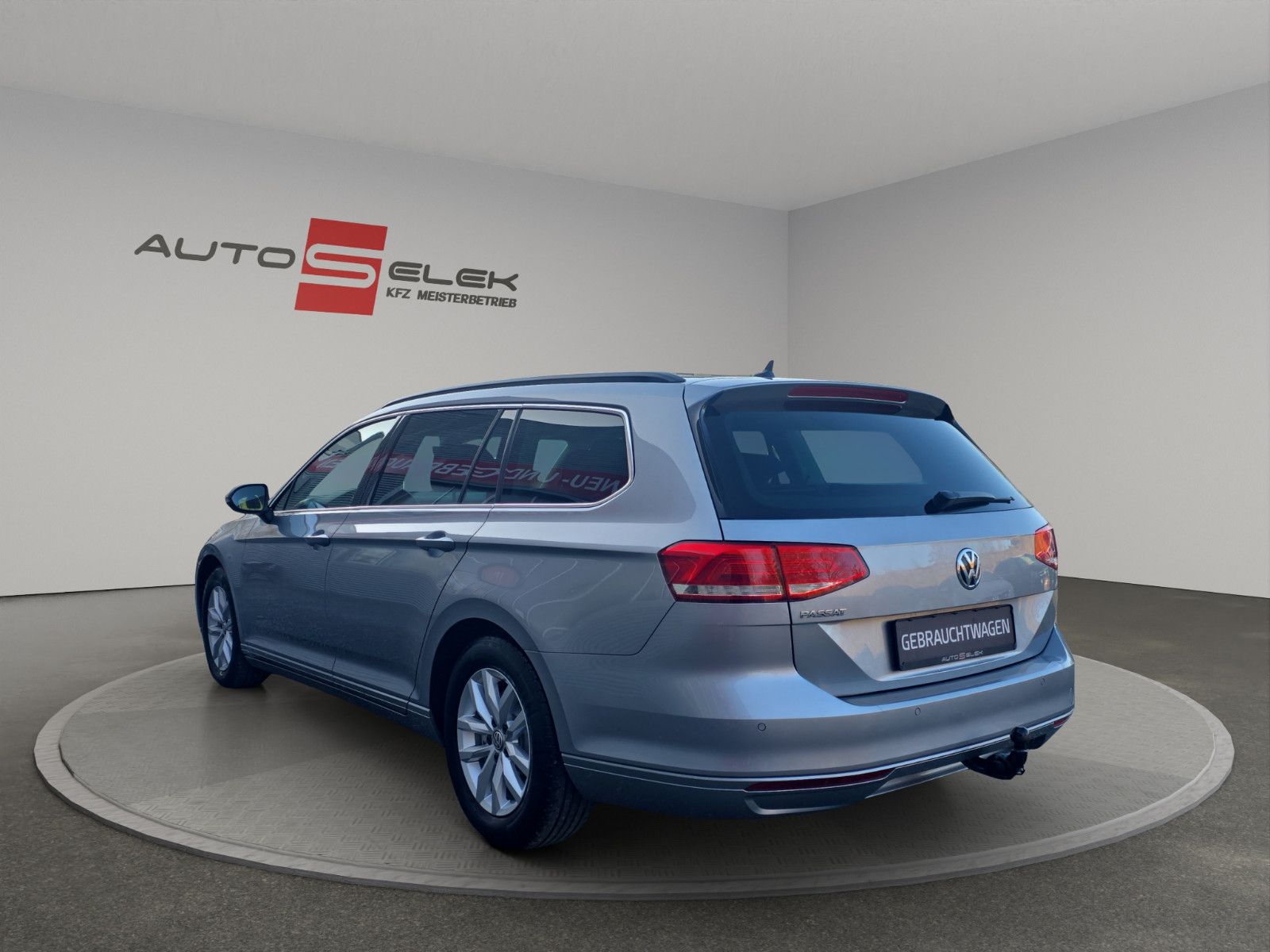 Fahrzeugabbildung Volkswagen Passat Variant Comfortline BMT/Start-Stopp AHK