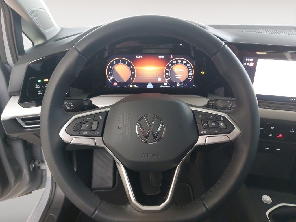 Fahrzeugabbildung Volkswagen Golf 1.0 TSI  Life ACC Navi