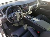 Volvo XC60 B5 B AWD Plus Dark AHK,Pano uvm. - Volvo: X60