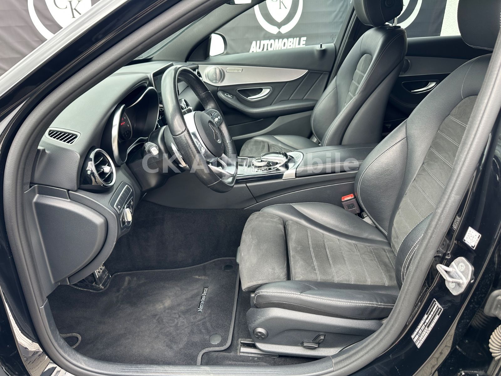 Fahrzeugabbildung Mercedes-Benz C 220d T  4Matic AMG-Line/Navi/LED/Kam/