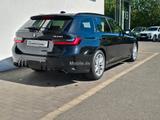 BMW M340i xDrive Touring DAPro*Head-Up*adapLED*Alarm - BMW mit Benzin-Antrieb: Kombi