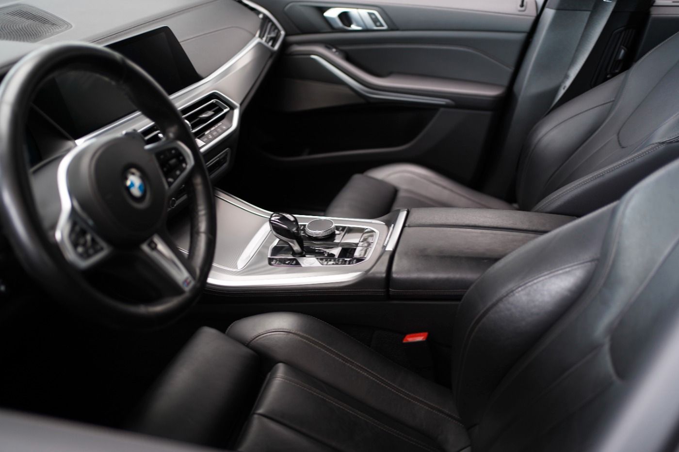 Fahrzeugabbildung BMW X5 xDrive30d xLine +Standheizung+Laserlicht+AHK+