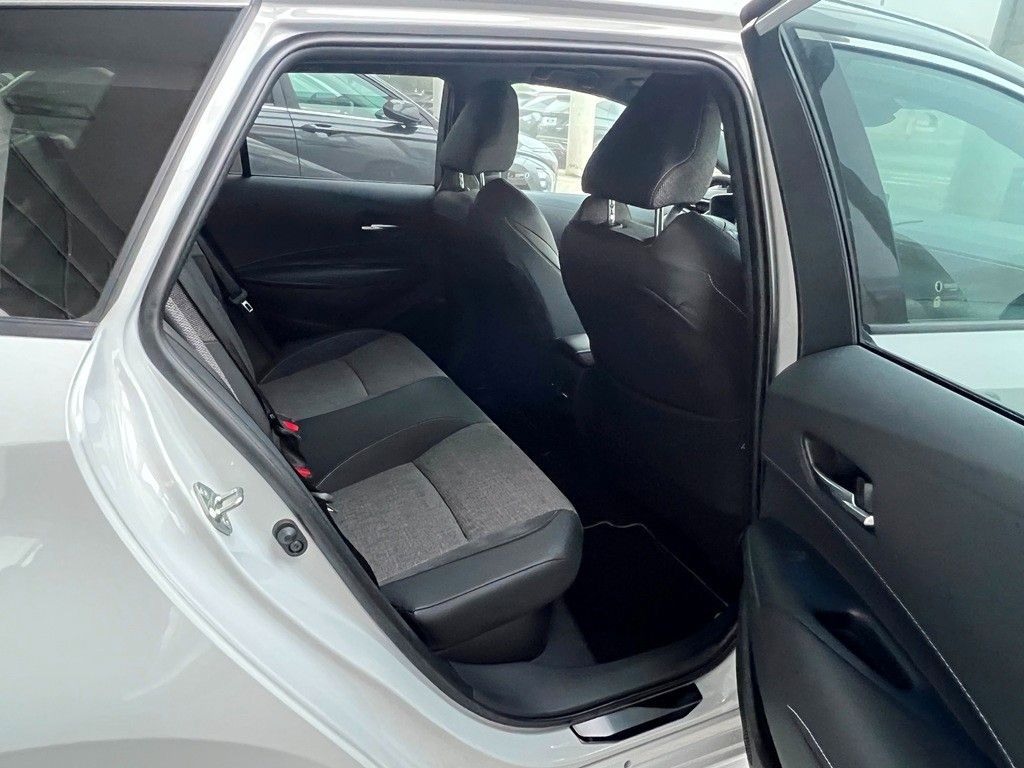 Fahrzeugabbildung Toyota Corolla Touring Sports 2.0 Hybrid Teamplayer