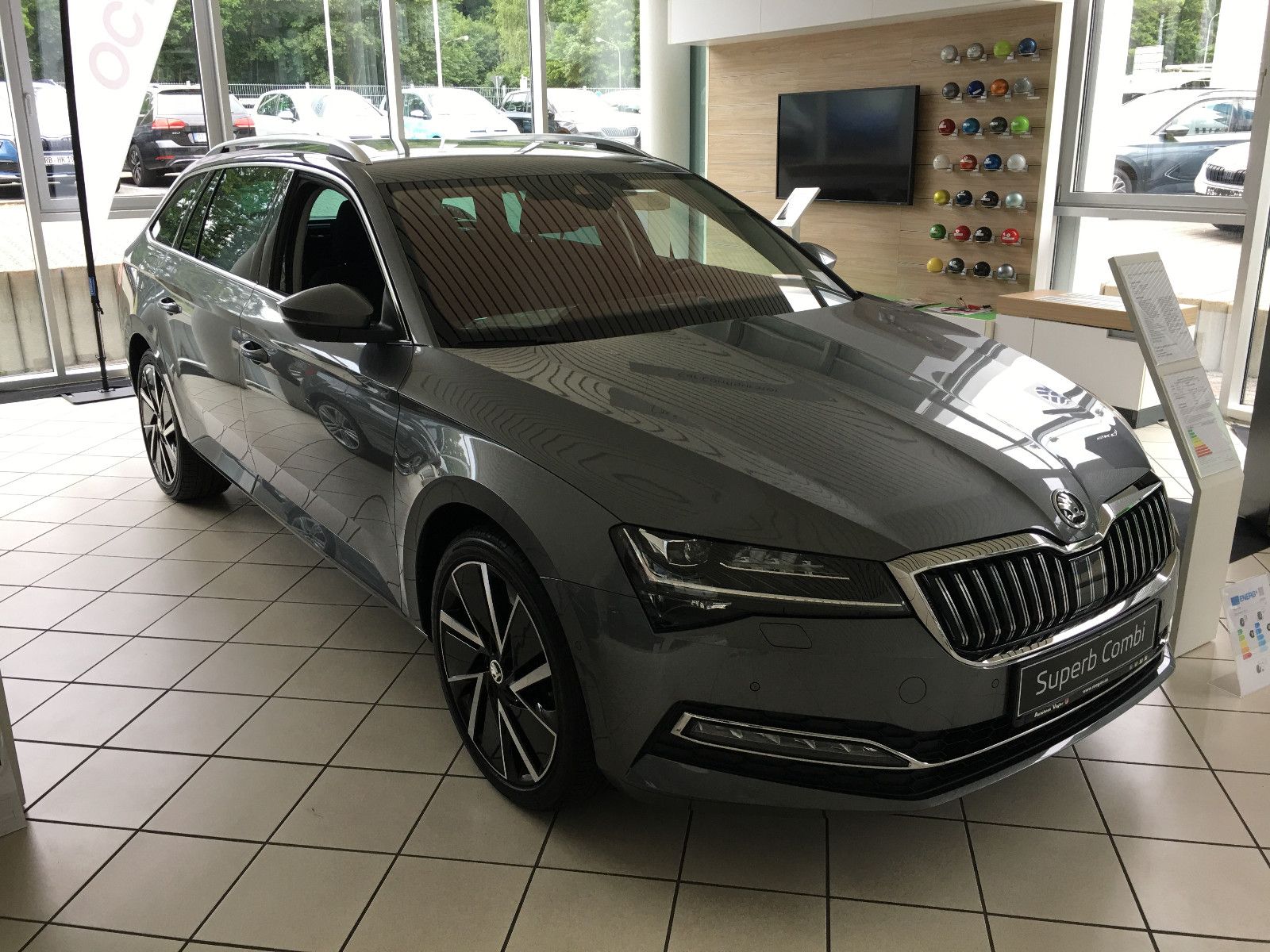 Superb Combi Style 2,0 TDI DSG AHK Standheizung