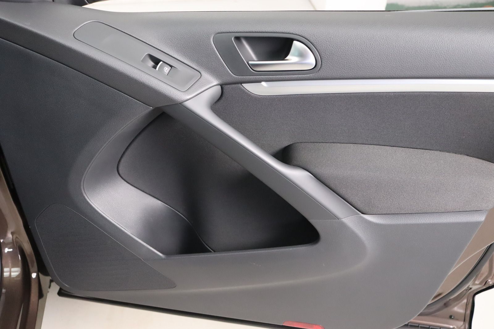 Fahrzeugabbildung Volkswagen Tiguan * Pano * Navi * Xenon * Parkassistent Tra