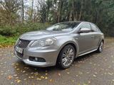 Suzuki Kizashi 4x4, mit HU fällig,  2 Hand - Suzuki Kizashi aus 2010