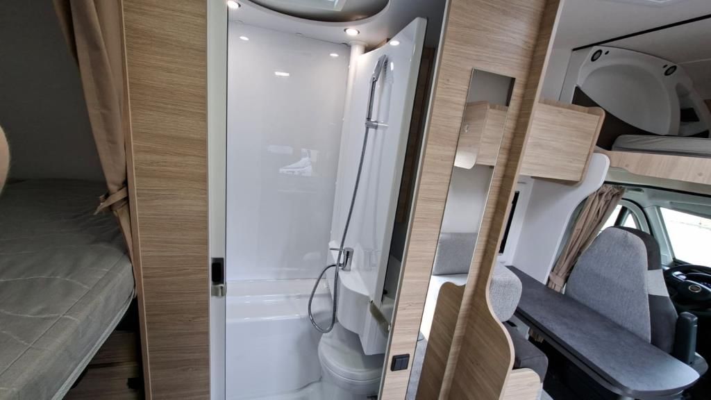 Autohaus Zimpel & Franke -  Challenger C194 +Markise+Solar+Fahrradträger - Bild 9 Autohaus Zimpel & Franke -  Challenger C194 +Markise+Solar+Fahrradträger - Bild 9