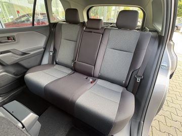 Toyota RAV 4 - 12
