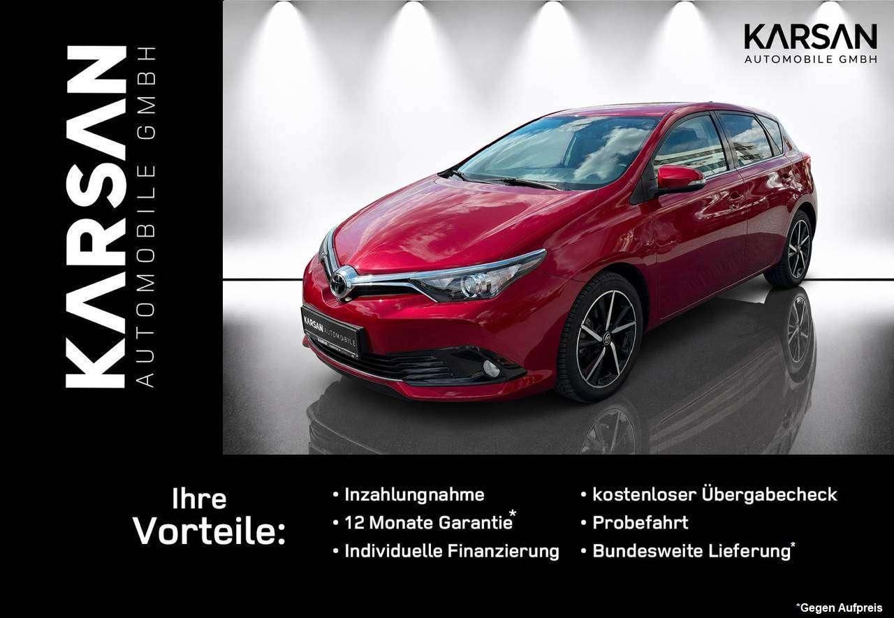 TOYOTA Auris