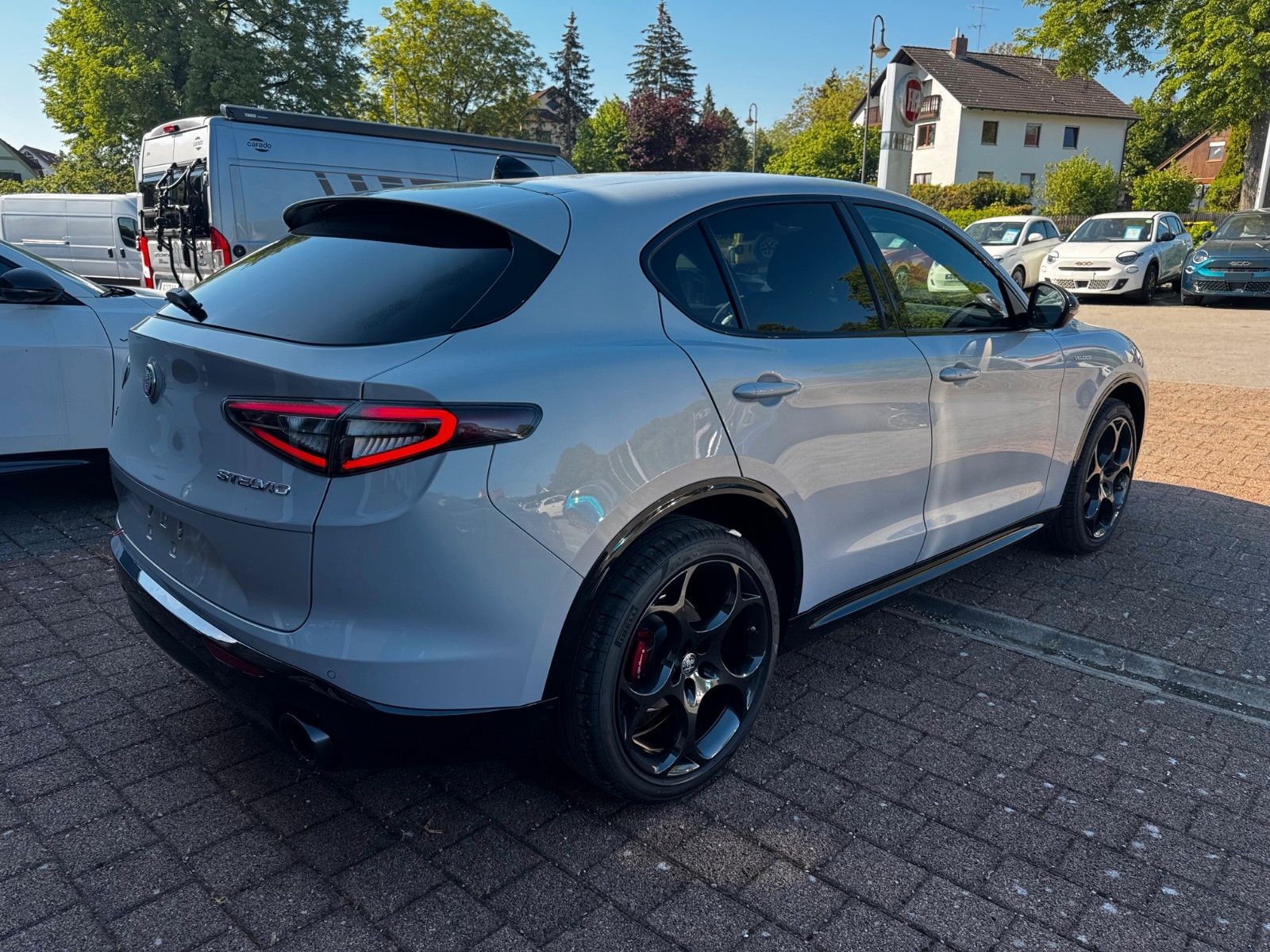 Fahrzeugabbildung Alfa Romeo Stelvio VELOCE 2.2 Diesel 210PS MEMORY HARMAN K