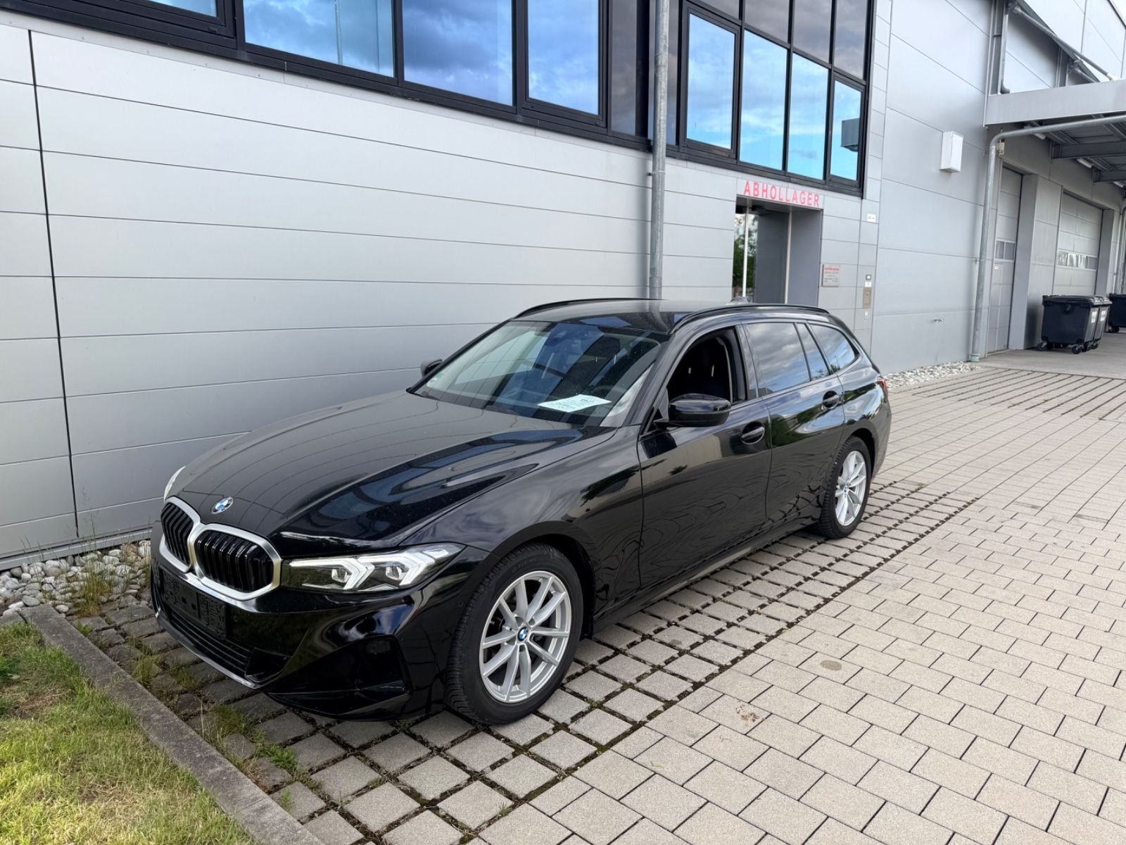 BMW 318i Touring Autom. Navi/LED/Live Cockpit Plus foto 5