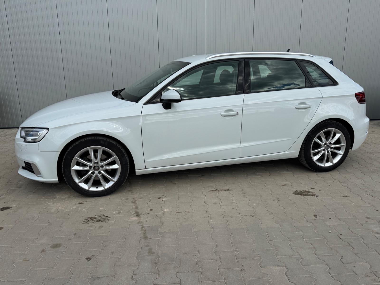 Audi A3 1.0 TFSI S tronic sport Sportback