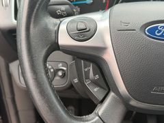 FORD Kuga Titanium*Xenon*Sitzh.*Navi*Klima*