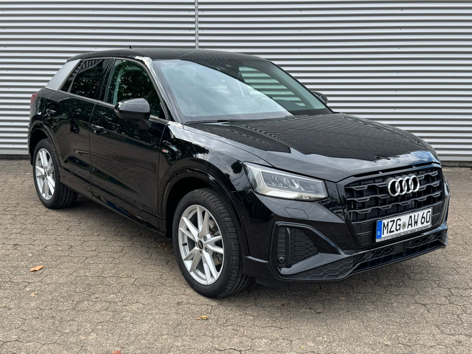 Fahrzeugabbildung Audi Q2 35 TFSI S line Navi ACC