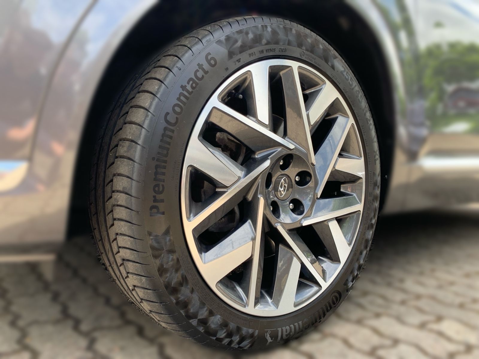 Fahrzeugabbildung Hyundai SANTA FE 2.2 CRDi Signature 4WD AHK PanDach