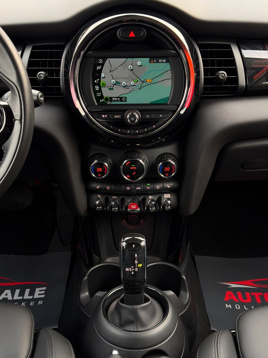 Fahrzeugabbildung MINI Cooper F56 Autom Chili Leder CarPlay Tempo. PDC