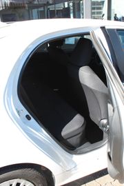Toyota Yaris - 10