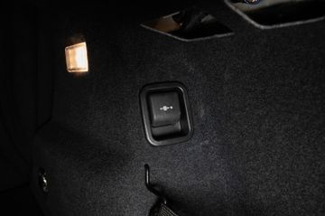 Bild 12 BMW 218 Baureihe 2 Active Tourer Advantage AHK WR