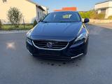 Volvo V40 T2 Kinetic Kinetic - Volvo V40: Von Privat