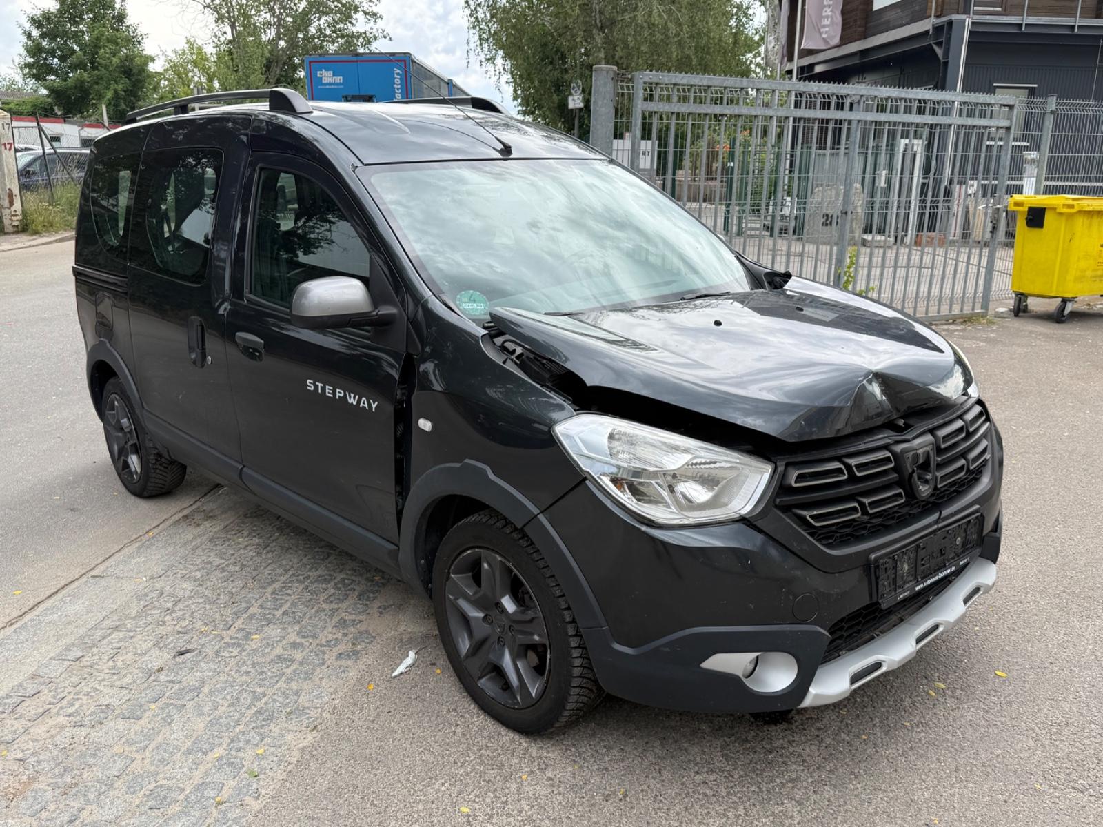 Dacia Dokker TCe 115 Stepway Celebration SHZ NAVI