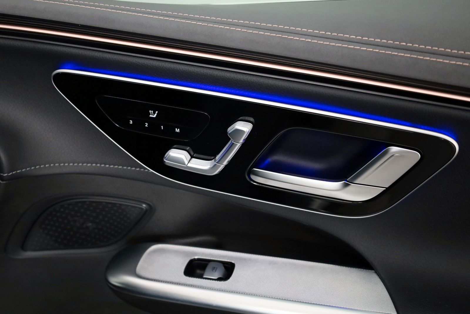Fahrzeugabbildung Mercedes-Benz EQE SUV 350 Electric Art,Advanced,Kamera,ACC
