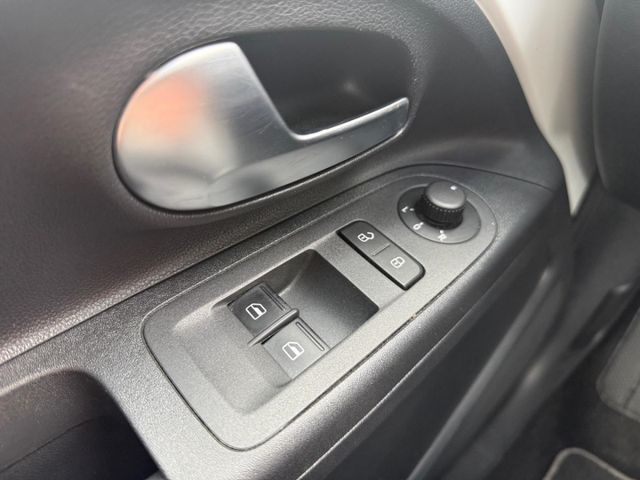 up e-up! Style Klimaautom DAB SHZ Rückfahrkamera