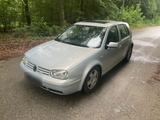 Volkswagen VW Golf 1.8 Benzin Generation 4türig - Volkswagen Golf: Generation