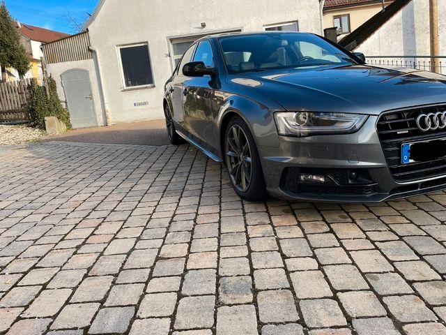 Audi A4 2.0 TDI 140kW clean d. S tr quatt S line ...