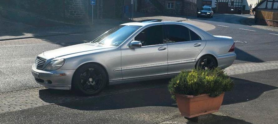 Mercedes-Benz S 320