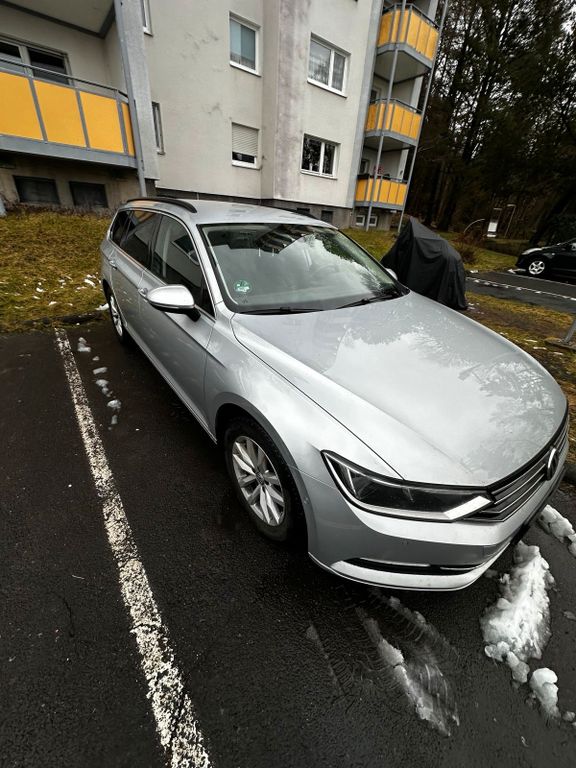 Image of Volkswagen Passat