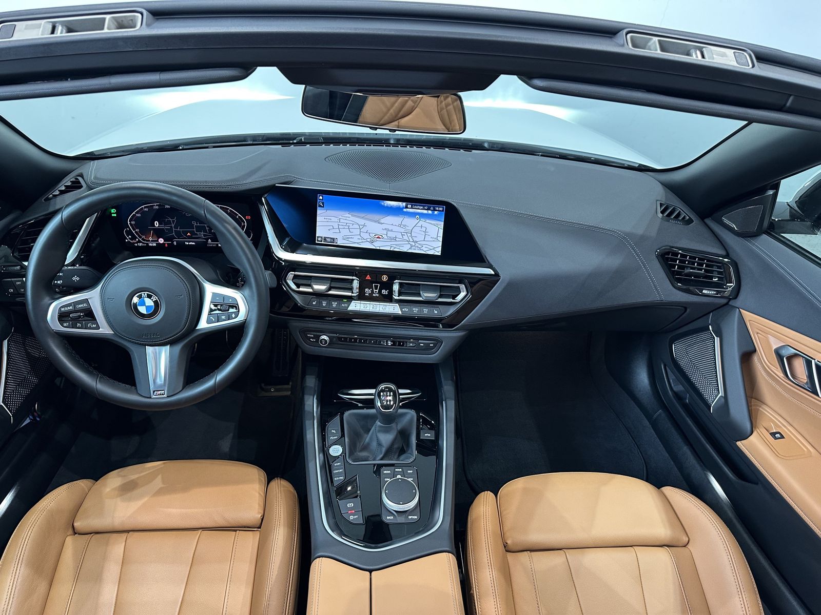 Fahrzeugabbildung BMW Z4 sDrive20i Sportpaket Harman Kardon