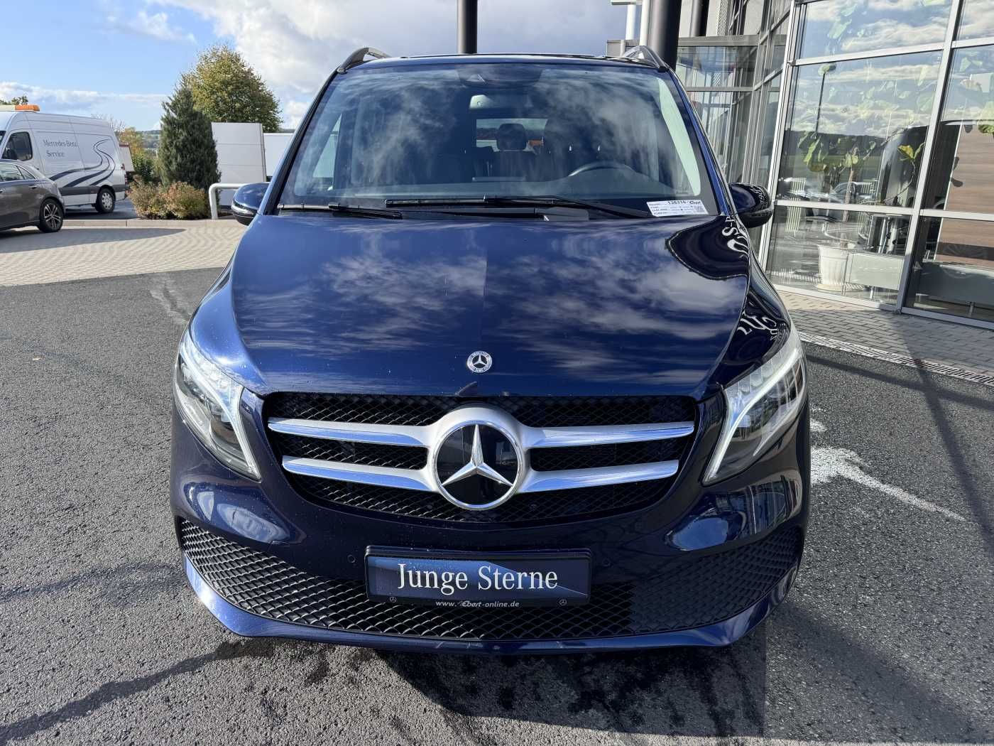 Fahrzeugabbildung Mercedes-Benz V 300 d EDITION 7Sitze MBUX LED Kamera