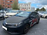 Toyota Auris 1,8 Hybrid-Benzin/Automatic/Navigation - Toyota Auris Gebrauchtwagen in Hamburg