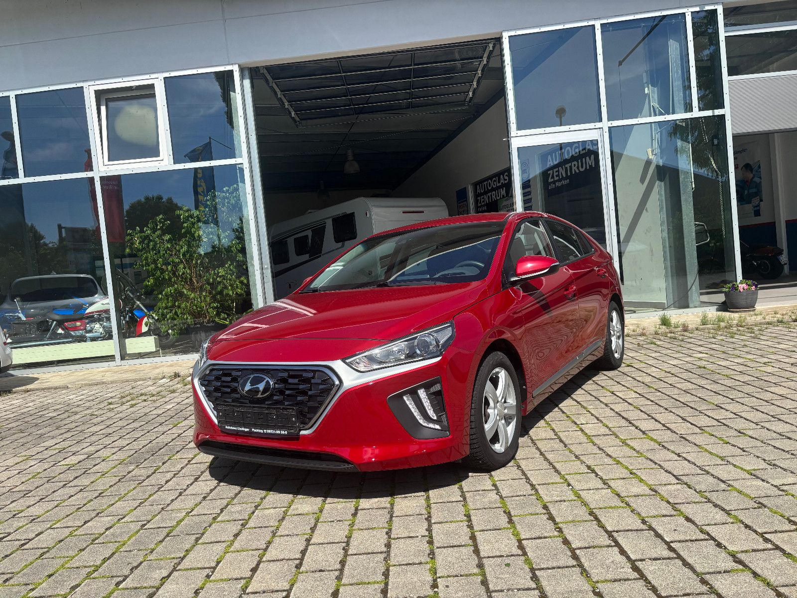 HYUNDAI IONIQ