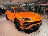 Lamborghini Urus  Carbon Paket Interieur&Exterieur - Lamborghini Urus aus 2021