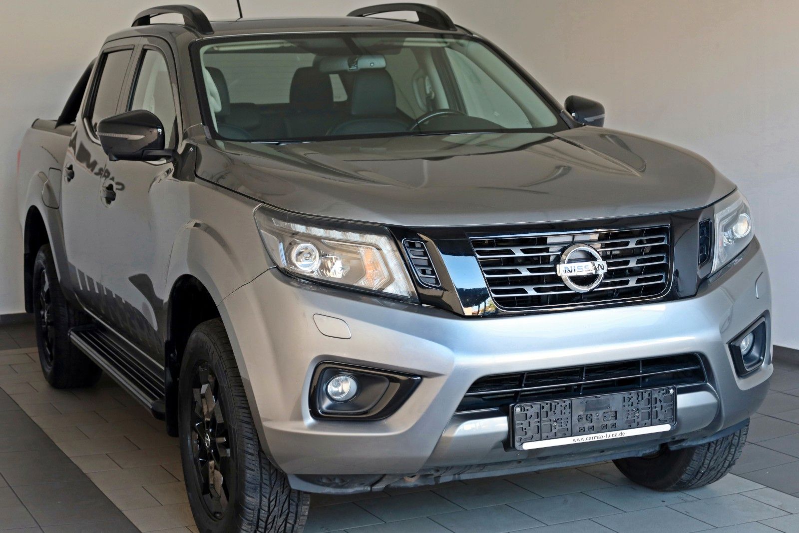 Fahrzeugabbildung Nissan Navara N-Guard DoCa 4x4 Leder,Navi,LED,SH,SD,360