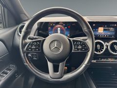 Fahrzeugabbildung Mercedes-Benz GLB 220 d Navi Leder LED AHK ACC 1.Hand