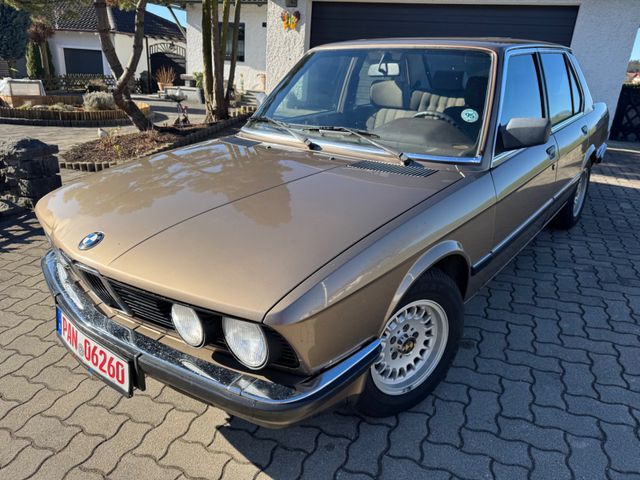 BMW 525E ETA*ALU*2-HAND*ERST 140.000KM*AHK*