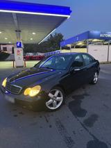 Mercedes-Benz Mercedes w203 C220 CDI - gebrauchte Mercedes-Benz C 220 aus dem Jahr 2000